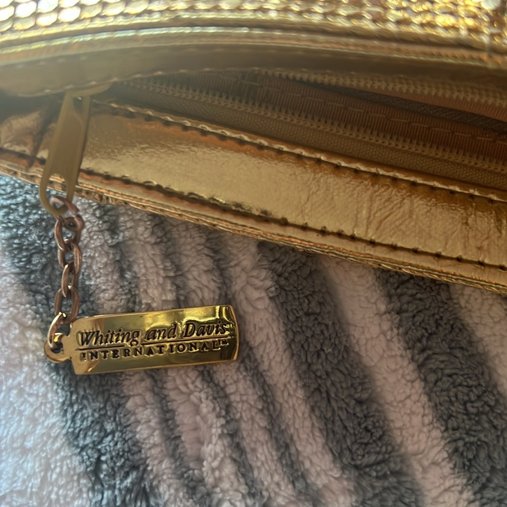 Whiting and Davis International crossbody bag - Picture 5 of 10